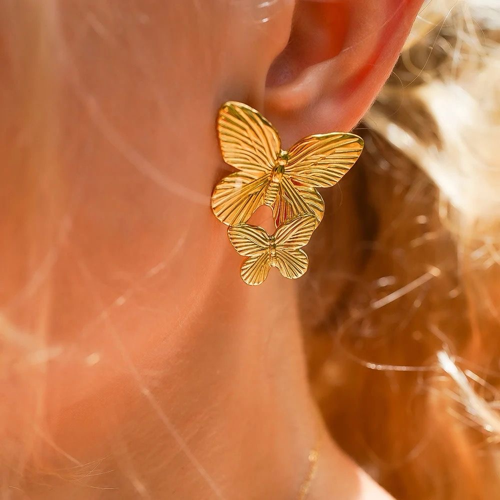 Mariposa Aretes