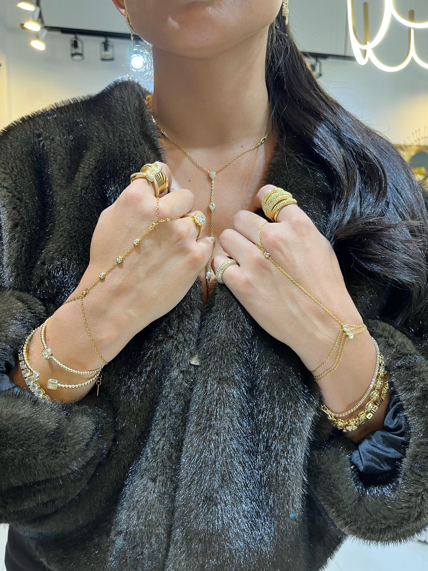 Hand chain (pulsera de mano)