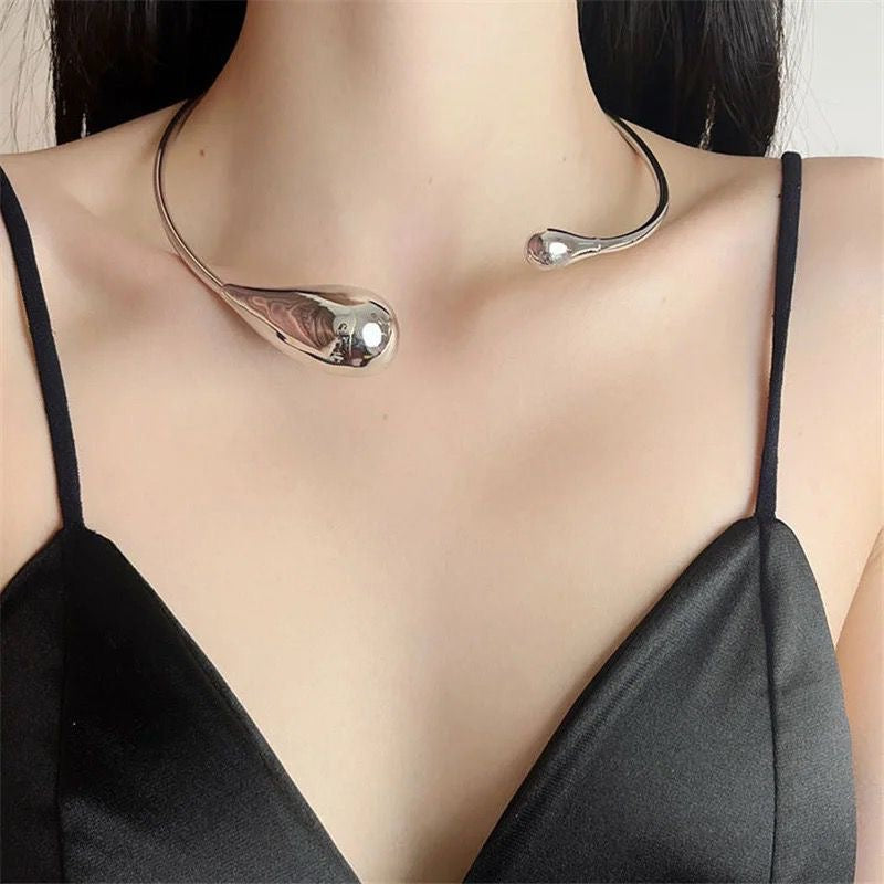 Drop Necklace